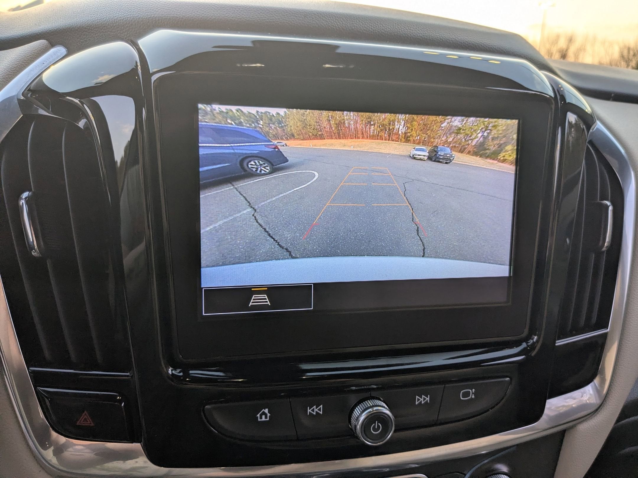 2022 Chevrolet Traverse LT Leather