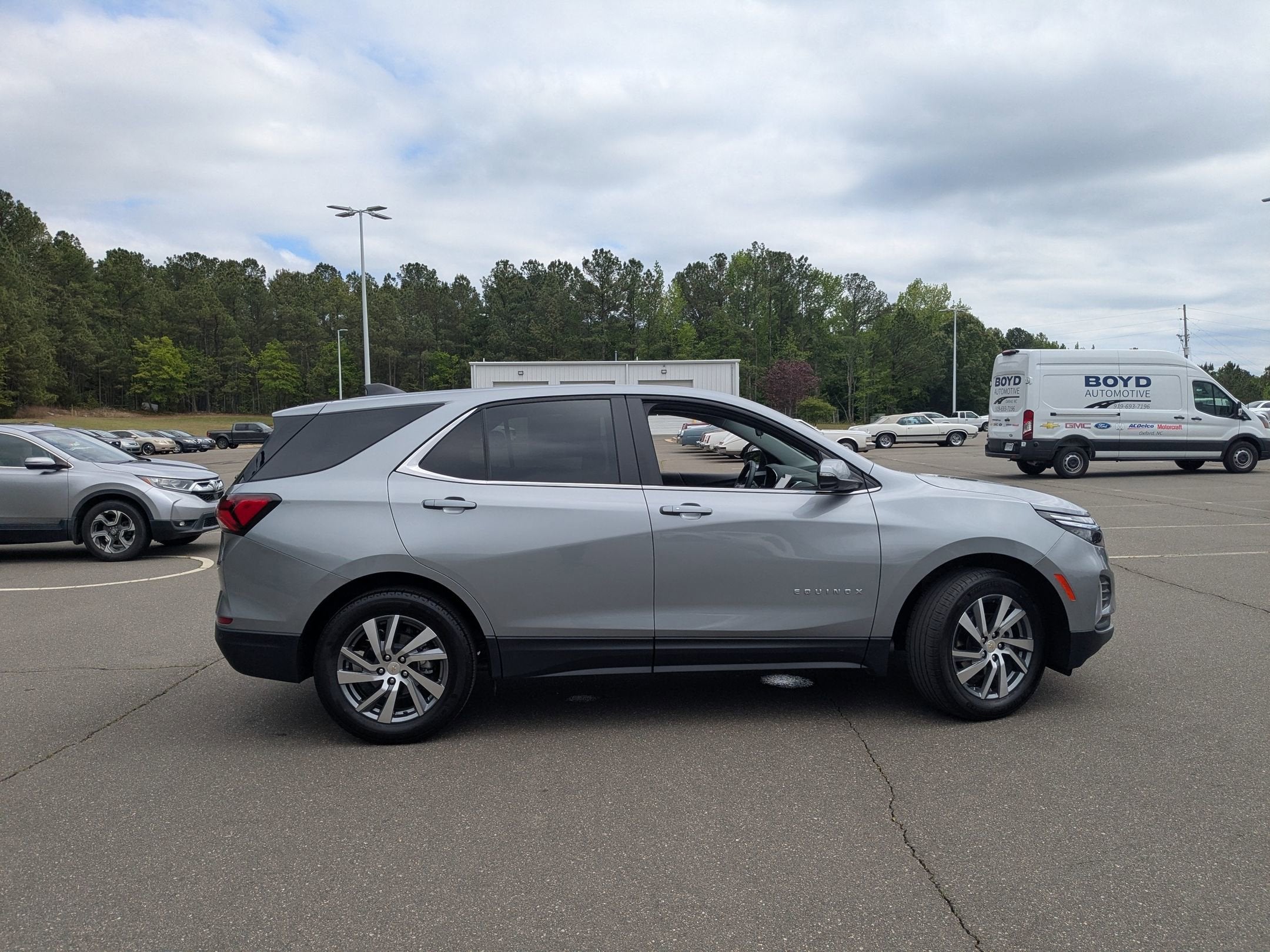 2024 Chevrolet Equinox LT