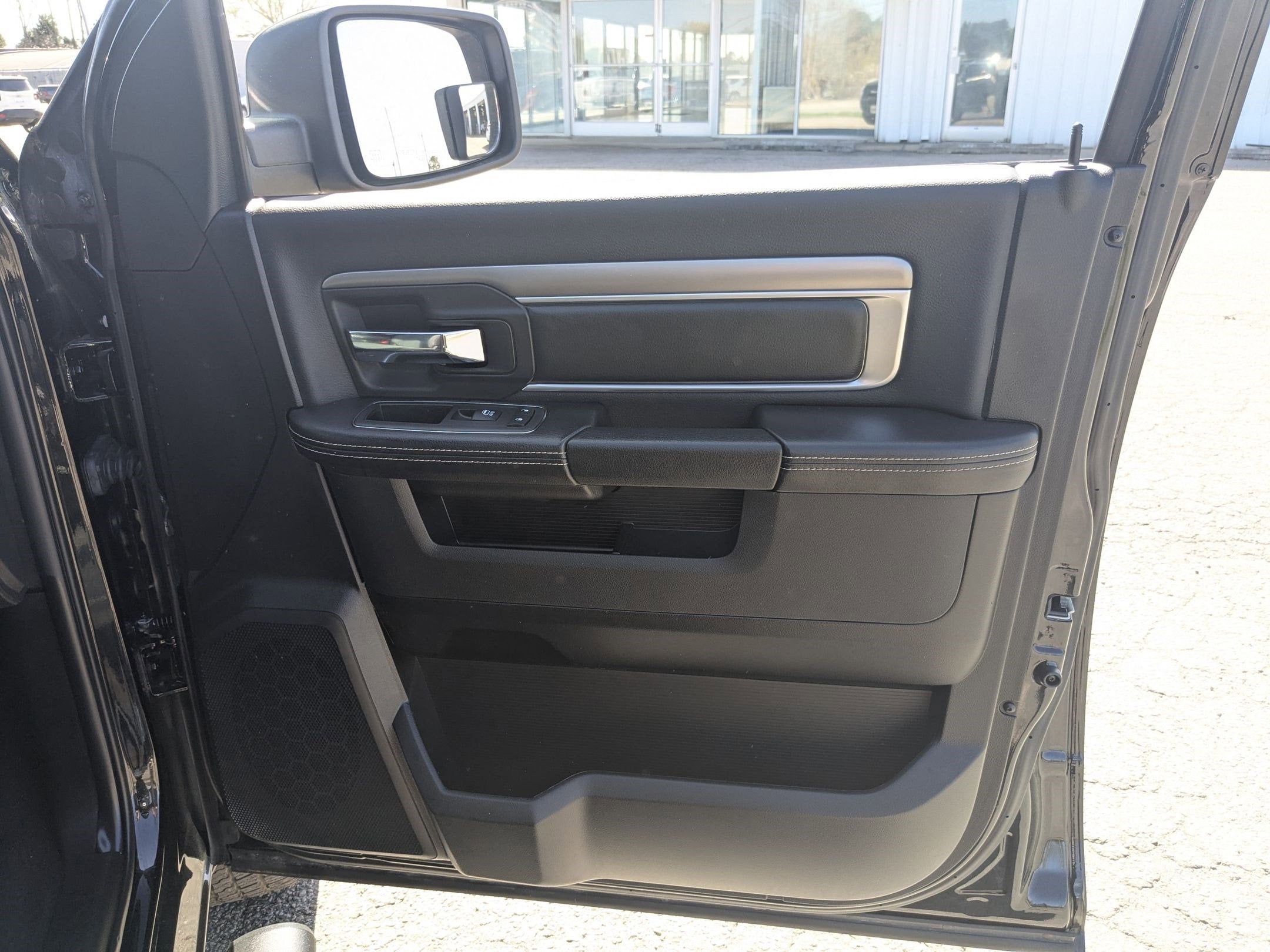 2023 RAM 1500 Classic Warlock Quad Cab 4x4 6'4' Box