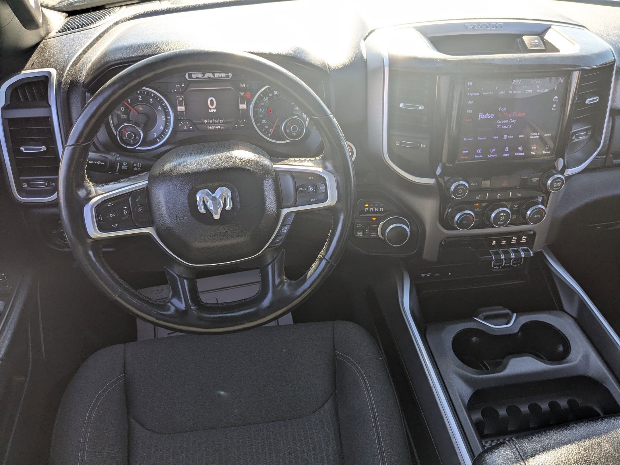 2019 RAM 1500 Big Horn/Lone Star Crew Cab 4x4 5'7' Box