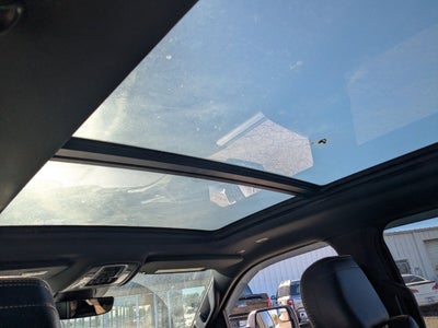 2021 RAM 1500 Laramie Crew Cab 4x4 5'7' Box