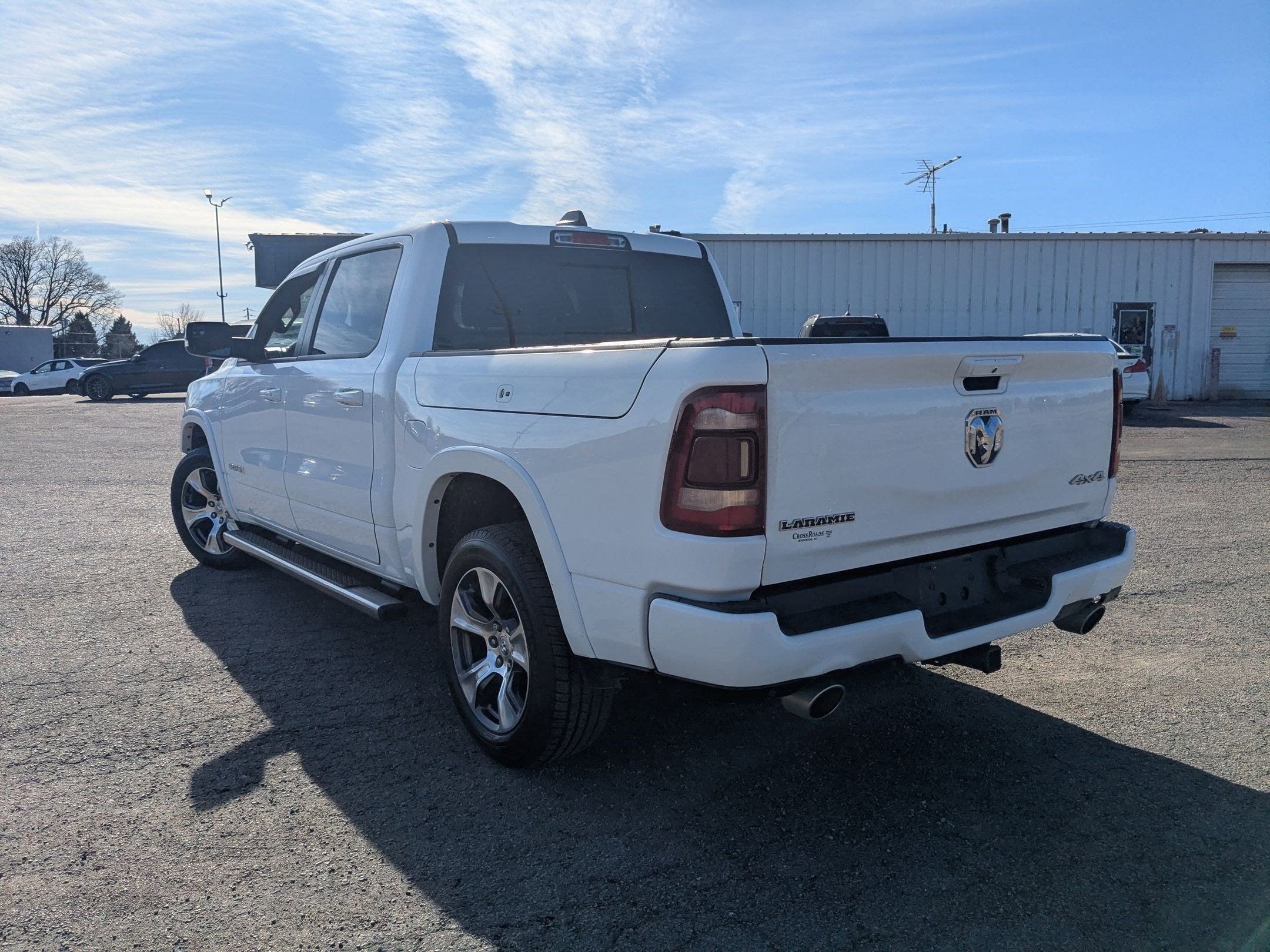 2021 RAM 1500 Laramie Crew Cab 4x4 5'7' Box