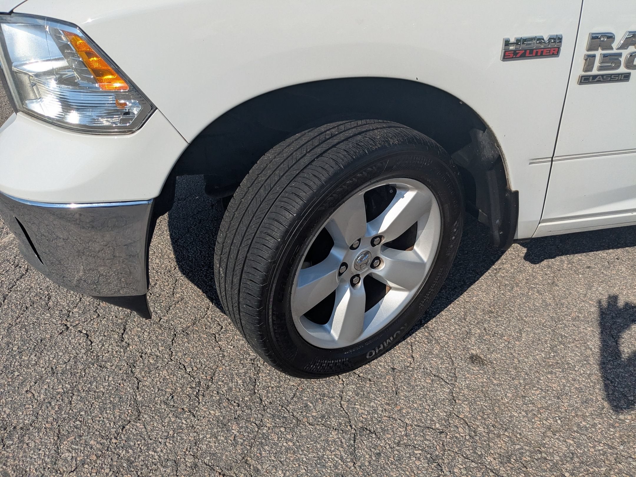 2020 RAM 1500 Classic Tradesman Crew Cab 4x2 5'7' Box