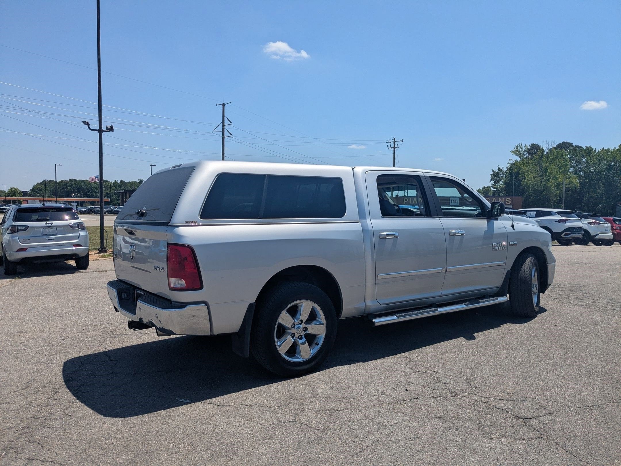 2018 RAM 1500 Big Horn Crew Cab 4x4 5'7' Box