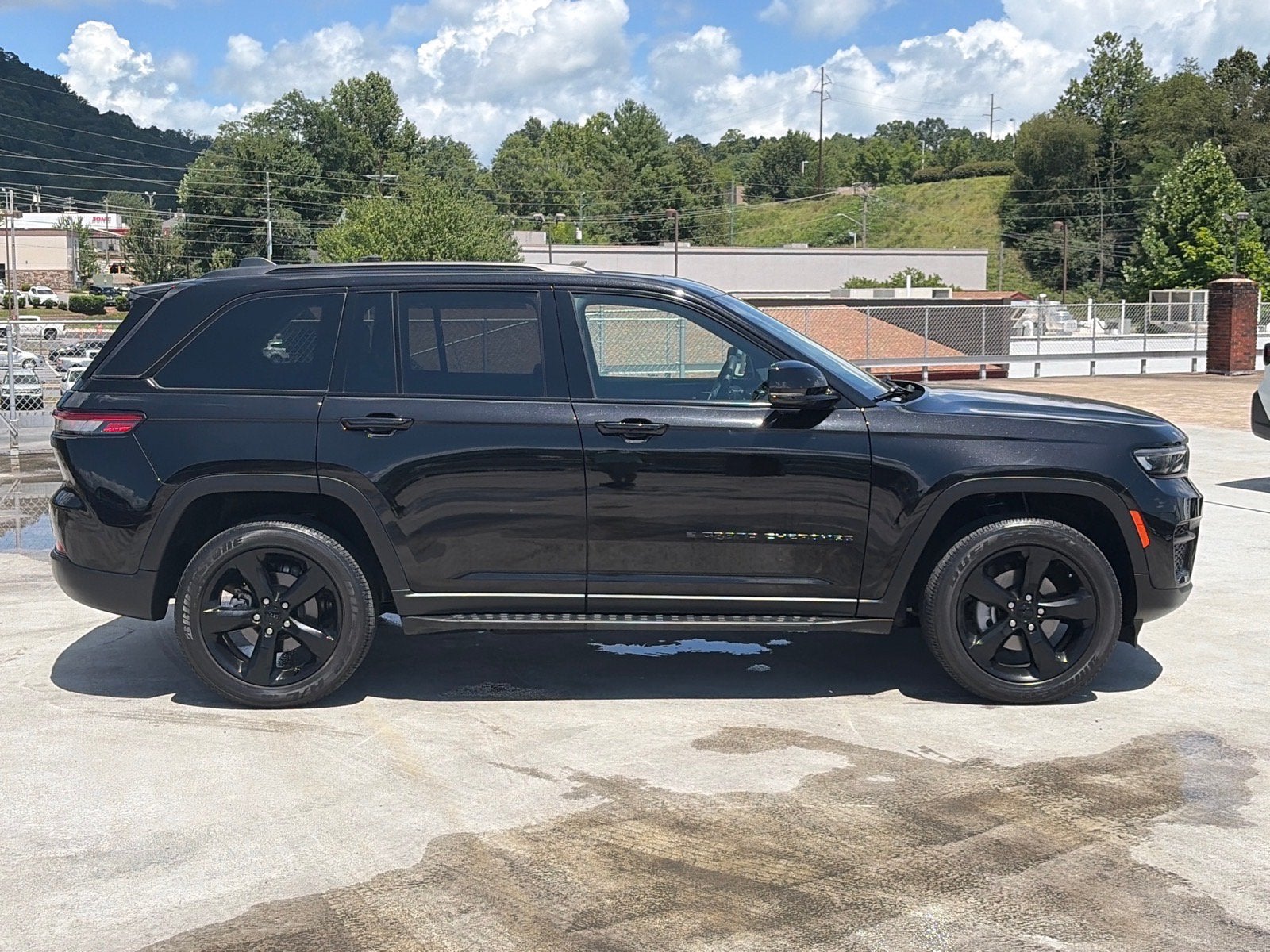 2023 Jeep Grand Cherokee Altitude