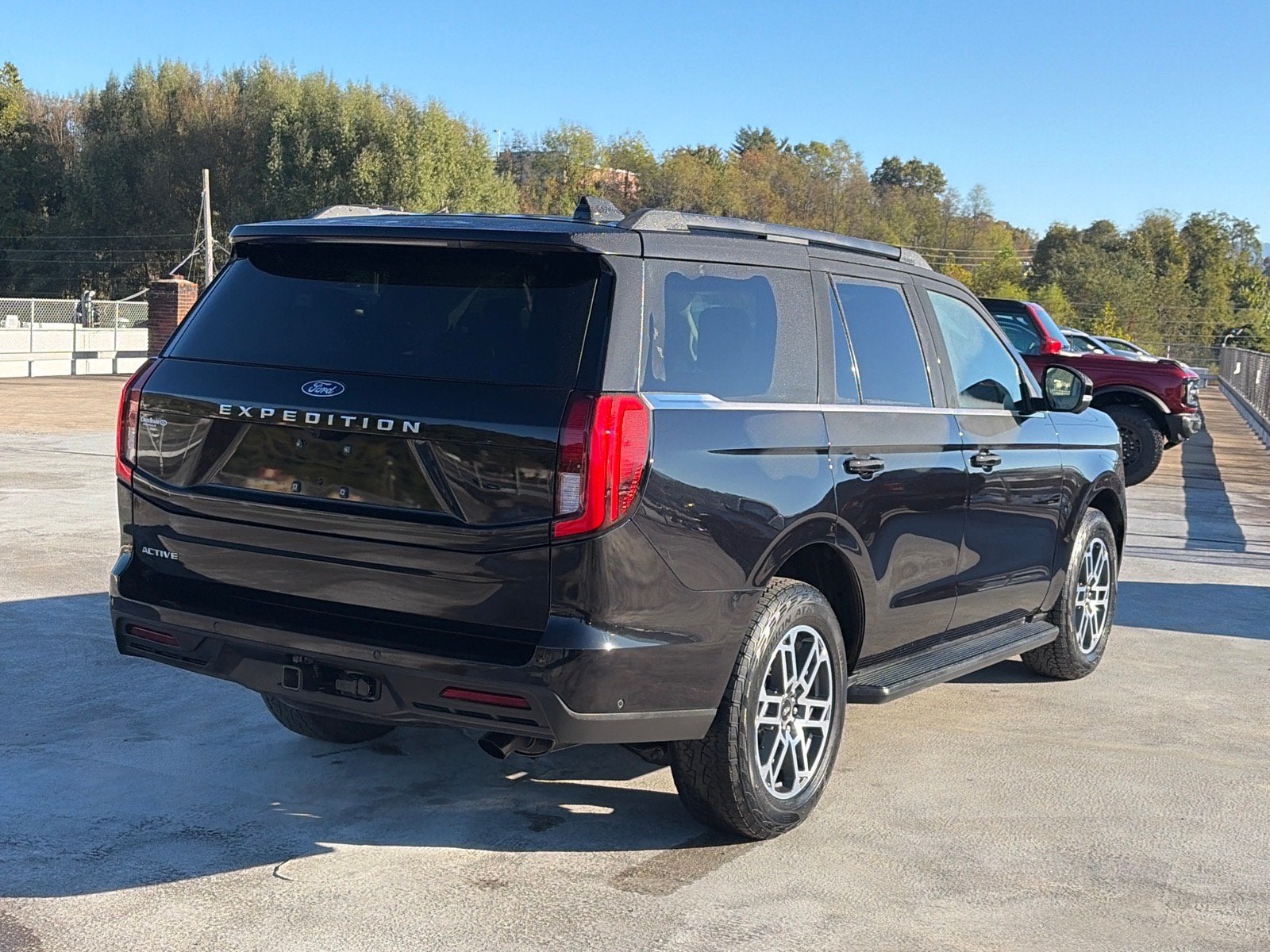 2025 Ford Expedition Active