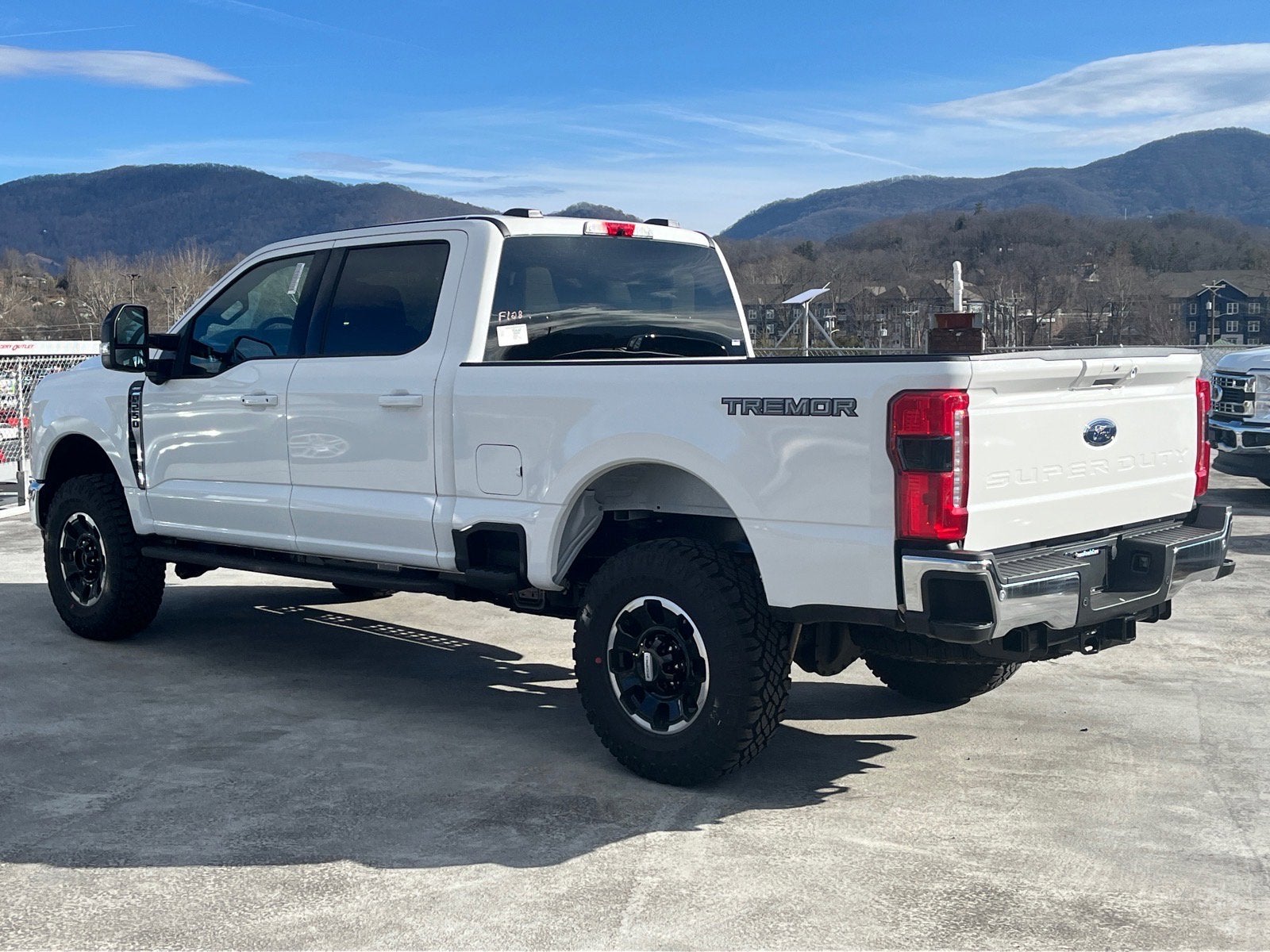 2026 Ford Super Duty F-250 SRW LARIAT