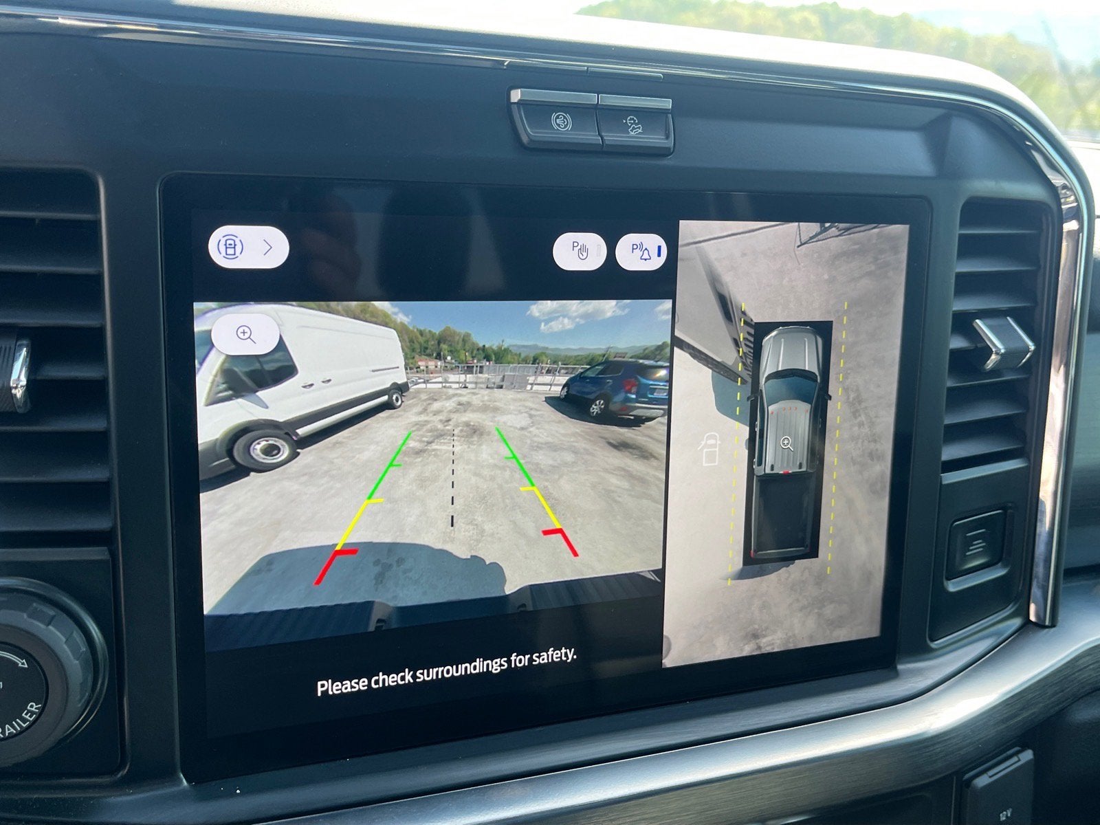 2025 Ford Super Duty F-350 SRW LARIAT