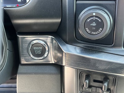 2025 Ford Super Duty F-350 SRW LARIAT