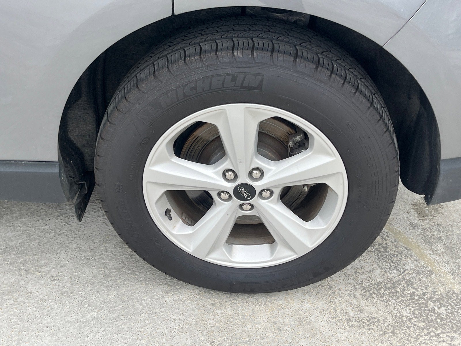 2024 Ford Edge SE