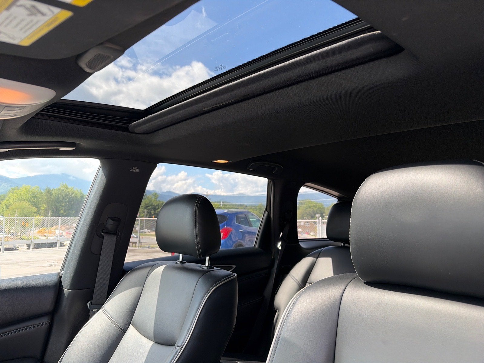 2020 INFINITI QX60 LUXE