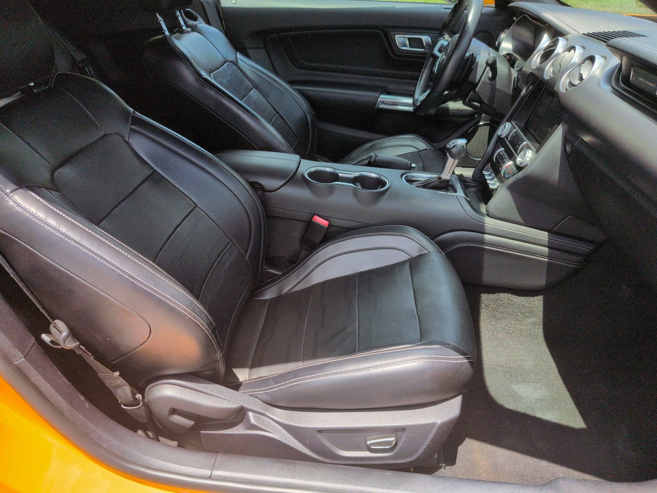 2019 Ford Mustang EcoBoost Premium