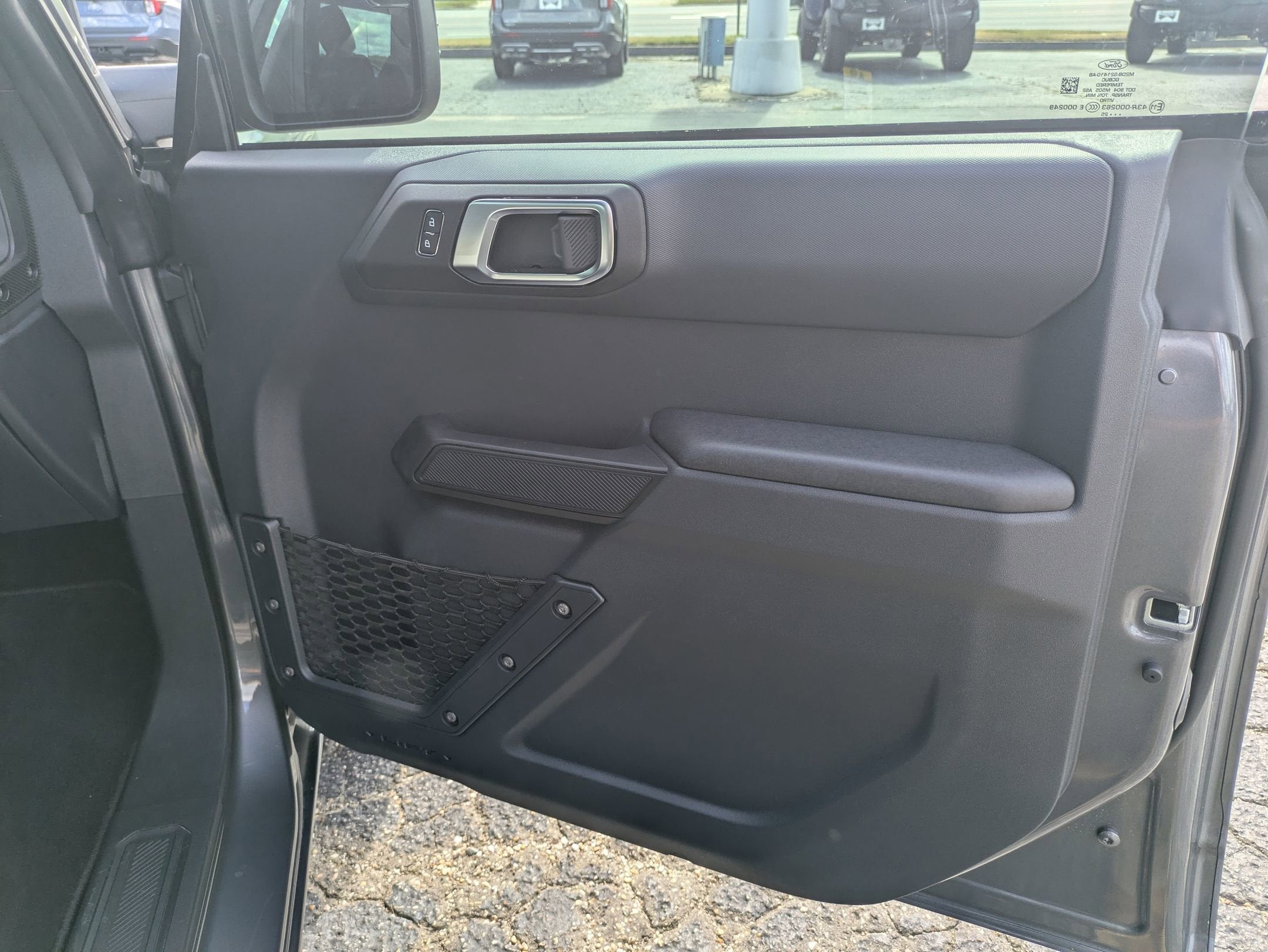 2025 Ford Bronco Base - Crossroads Courtesy Demo