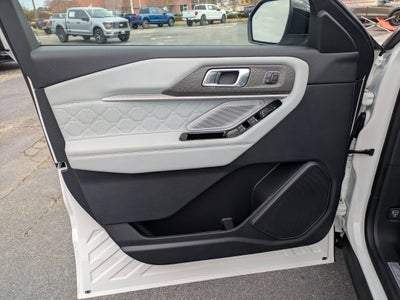 2026 Ford Explorer Platinum