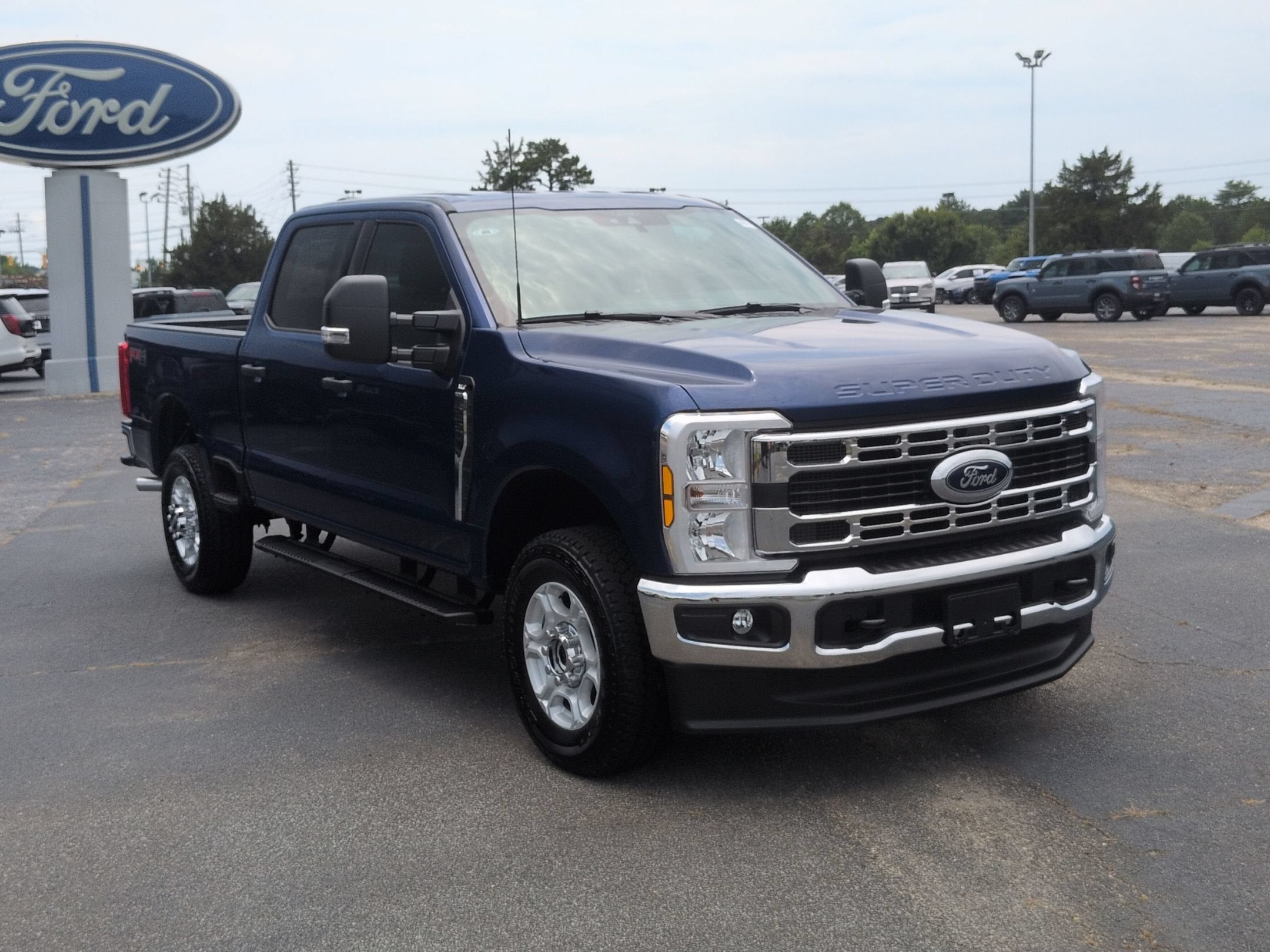 2026 Ford Super Duty F-250 SRW XLT
