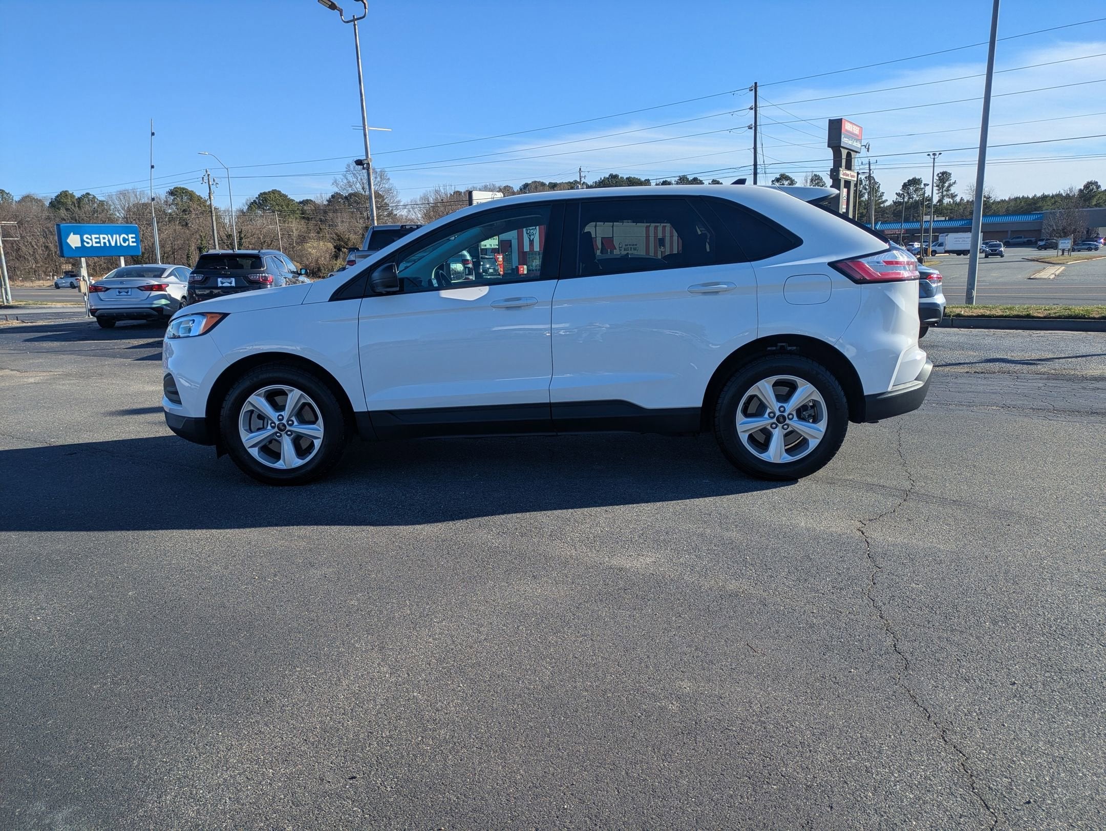 2024 Ford Edge SE