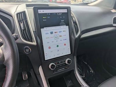 2022 Ford Edge ST Line