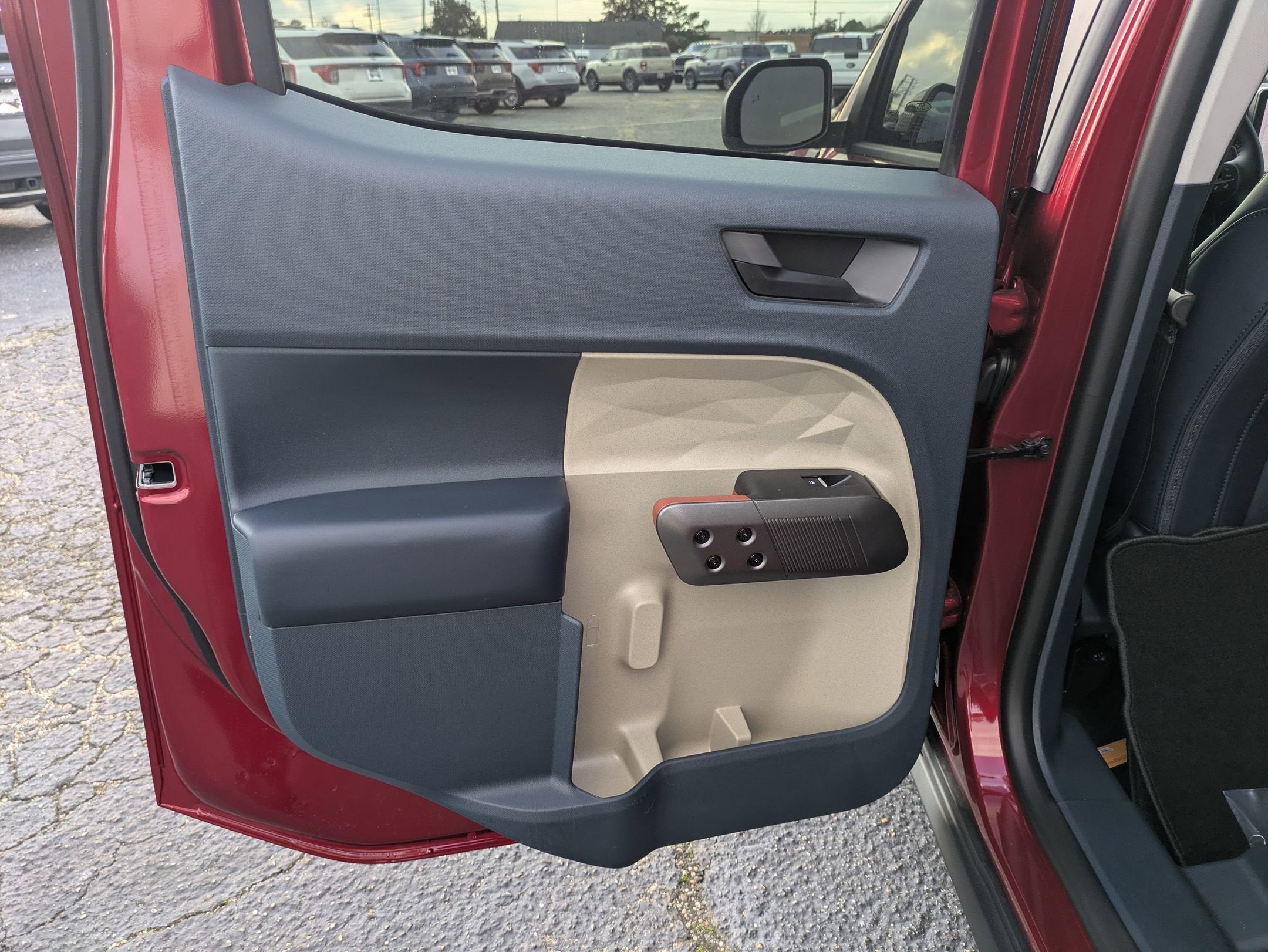 2026 Ford Maverick LARIAT