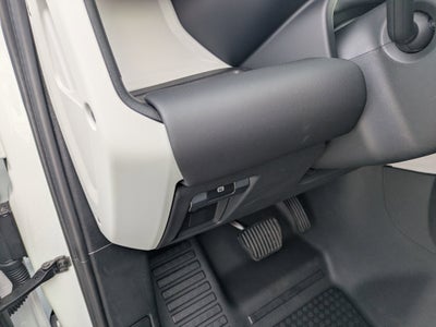 2025 Land Rover Defender S