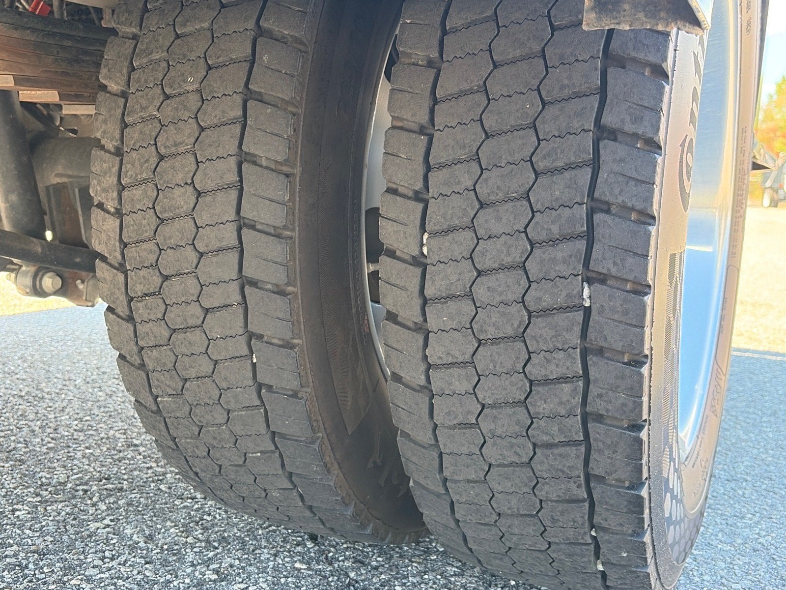 2026 Ford Super Duty F-450 DRW Lariat DRW