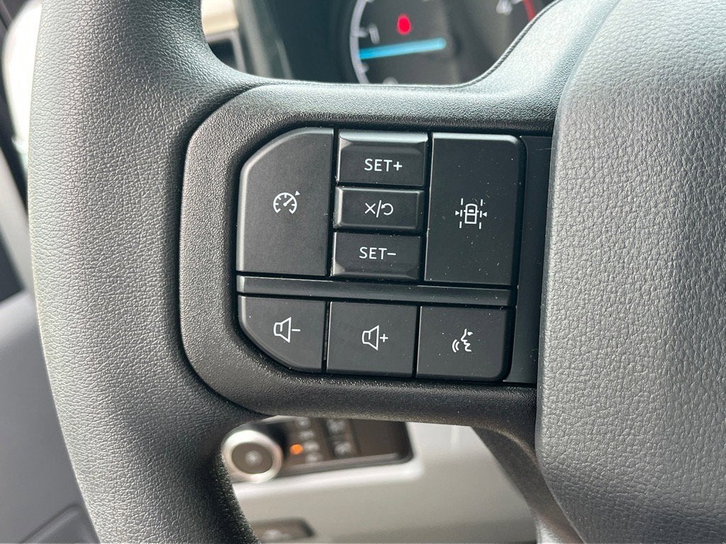 2025 Ford Super Duty F-350 DRW XL