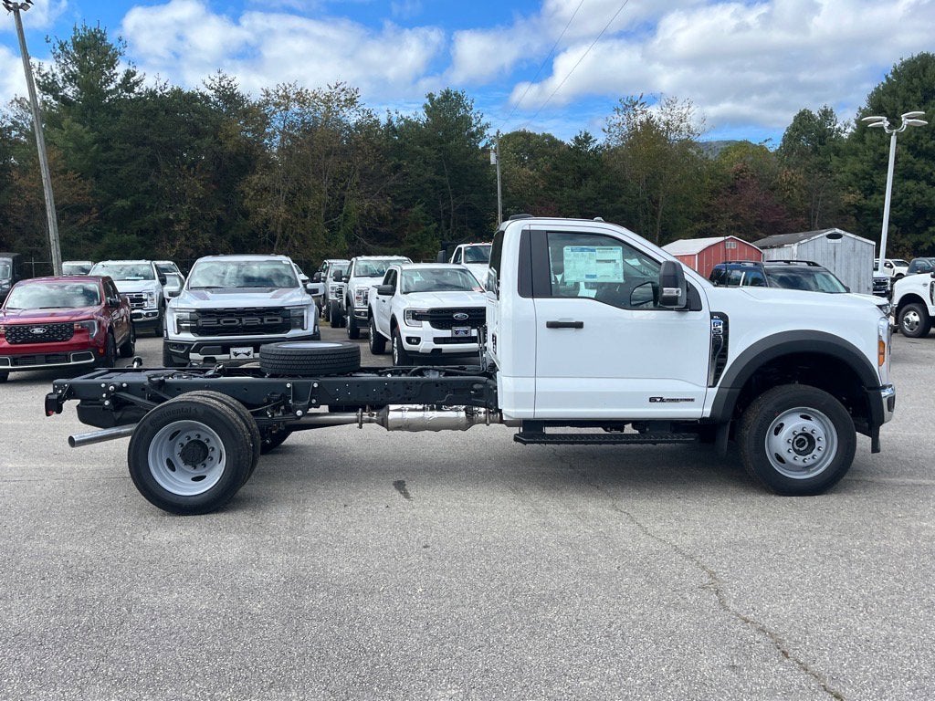 2026 Ford Super Duty F-550 DRW XL DRW