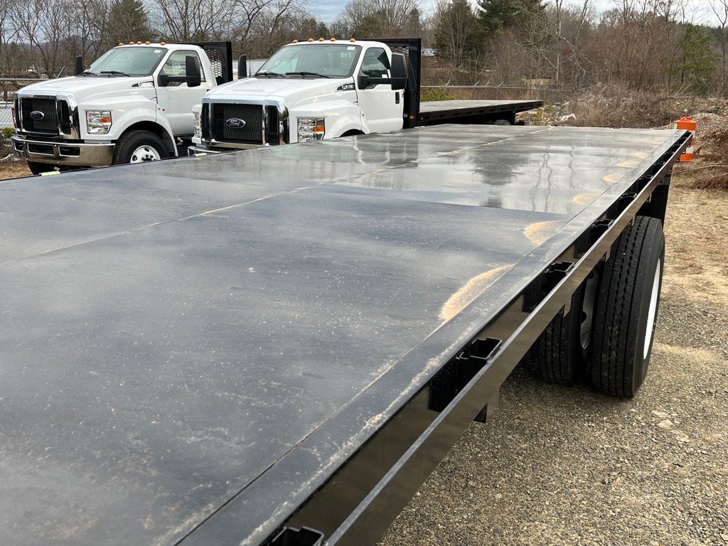 2025 Ford F-650SD Base