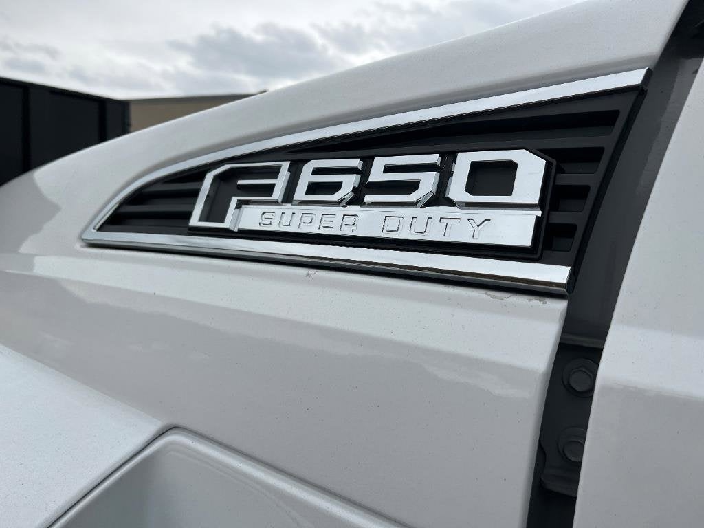 2025 Ford F-650SD Base
