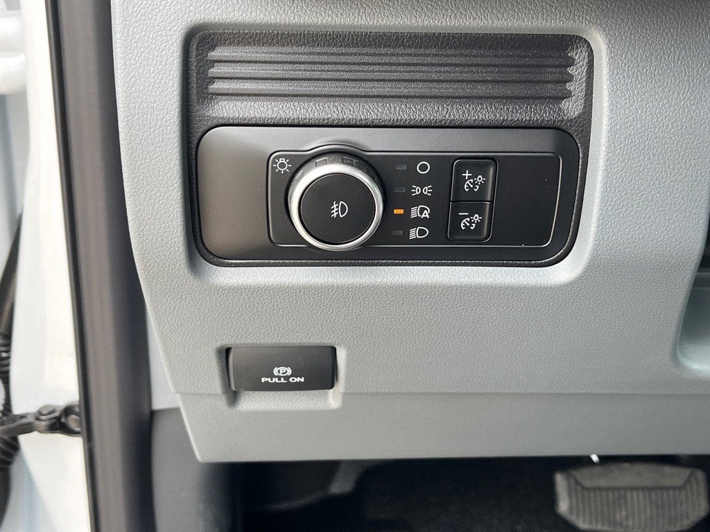 2025 Ford Super Duty F-350 DRW XL