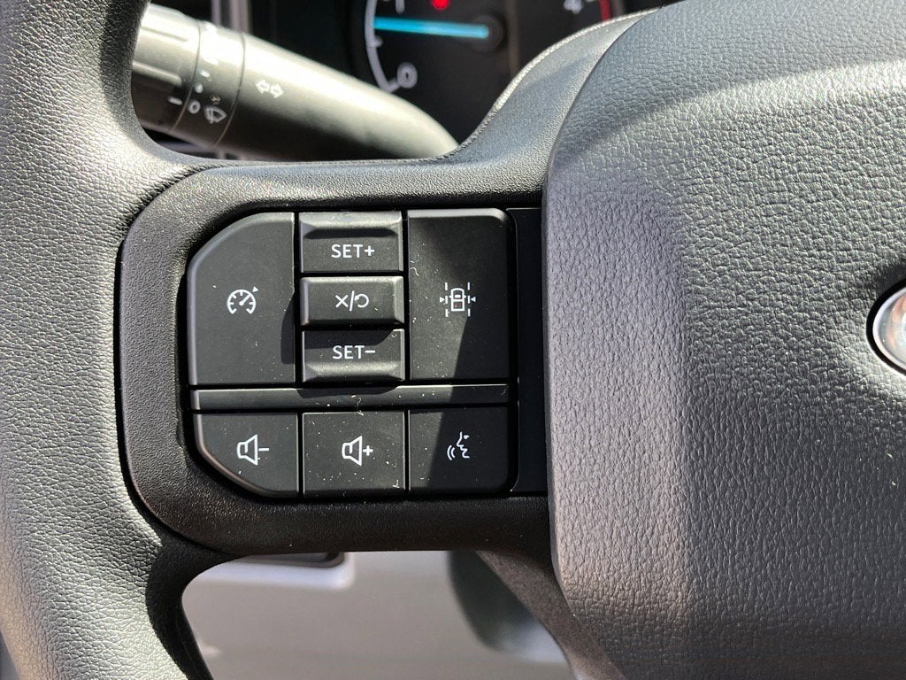 2025 Ford Super Duty F-350 DRW XL