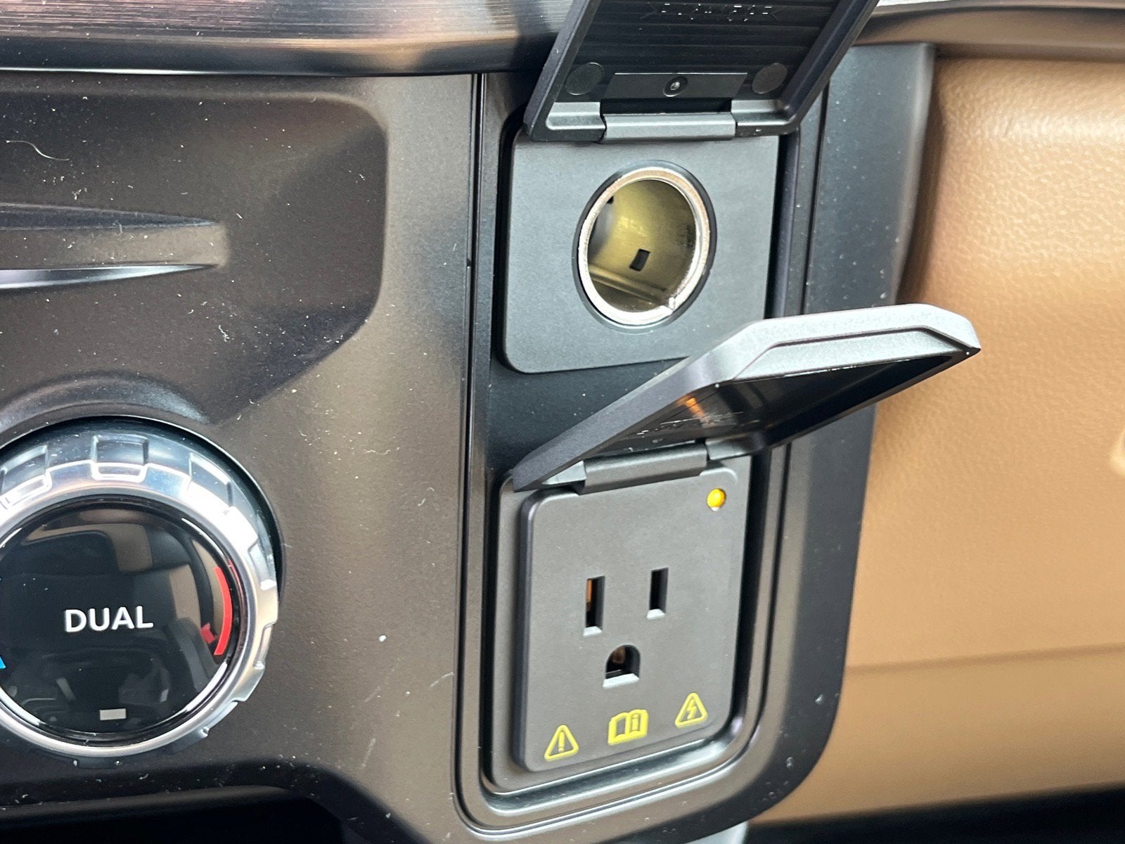 2026 Ford Super Duty F-550 DRW Lariat DRW