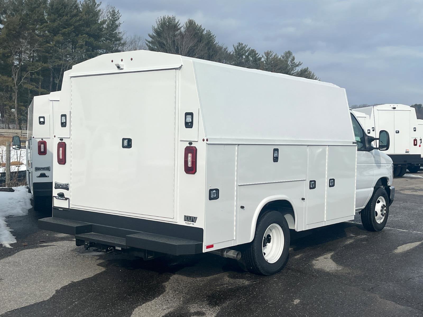 2026 Ford E-Series Cutaway Base Cutaway