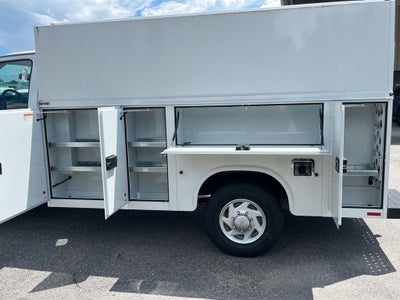 2025 Ford E-Series Cutaway E-350 SRW