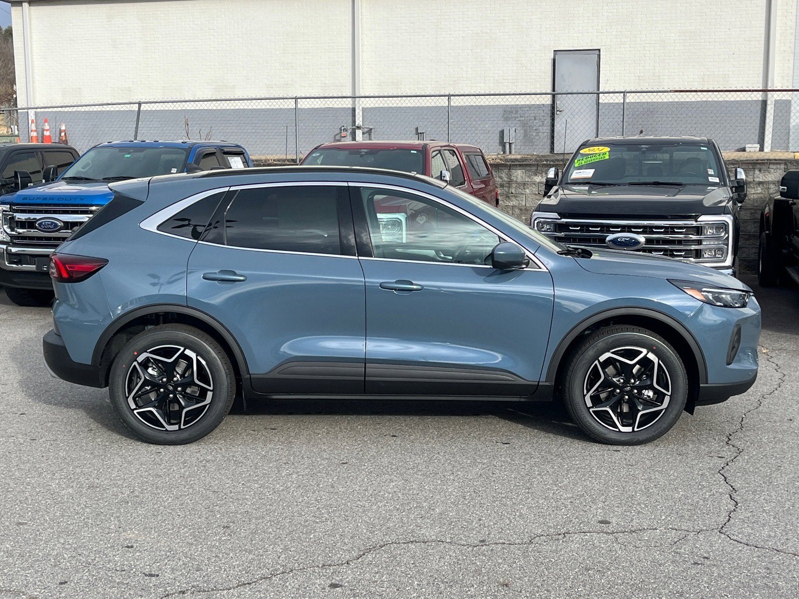 2026 Ford Escape Platinum