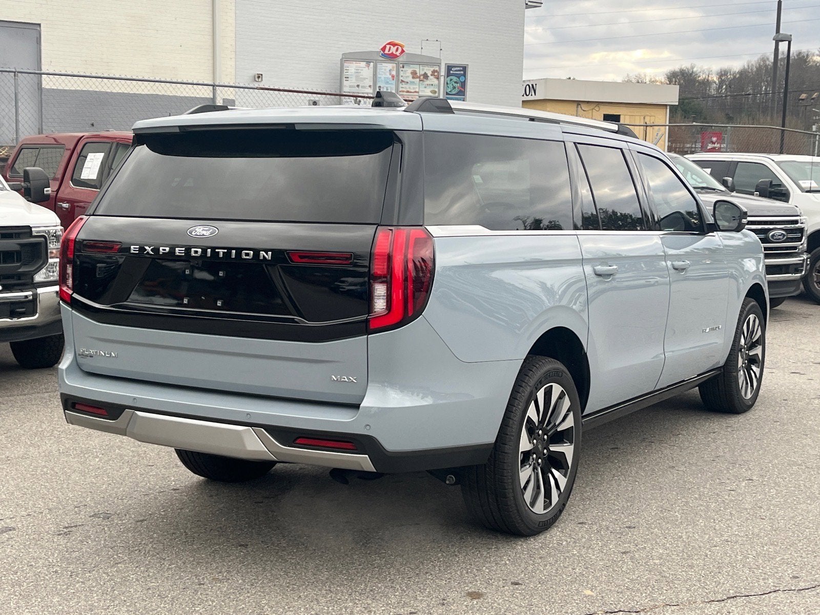 2025 Ford Expedition Max Platinum