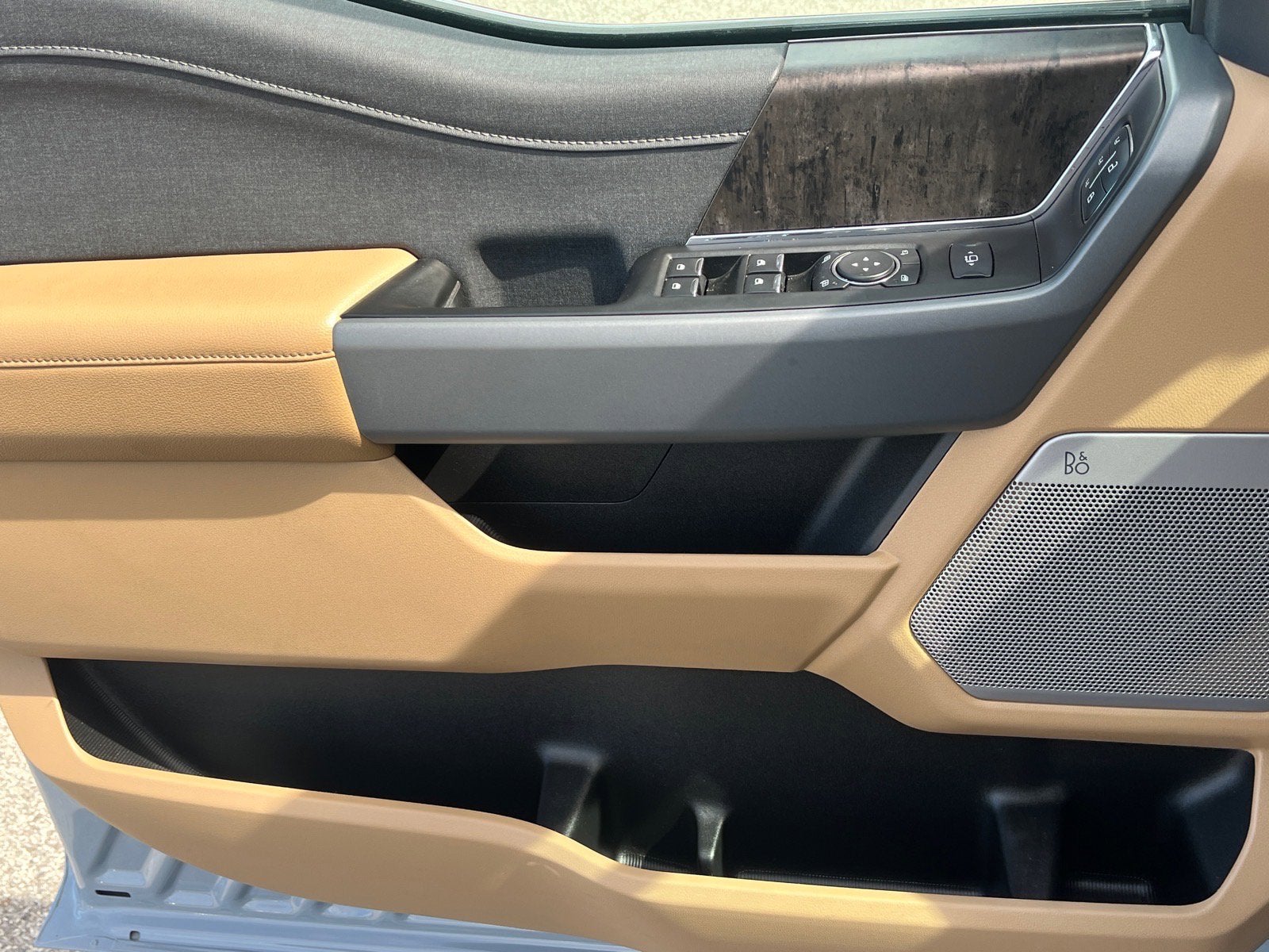 2024 Ford Super Duty F-250 SRW LARIAT