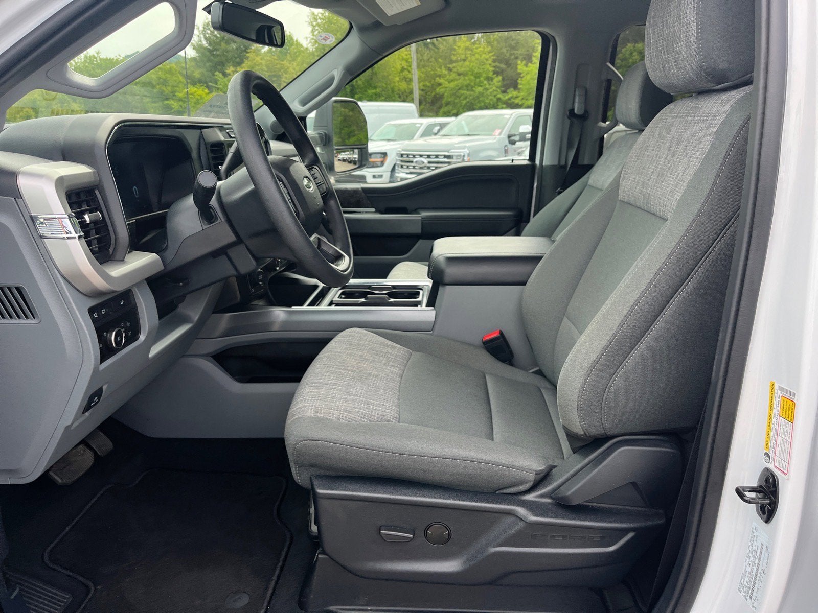2023 Ford Super Duty F-250 SRW XLT