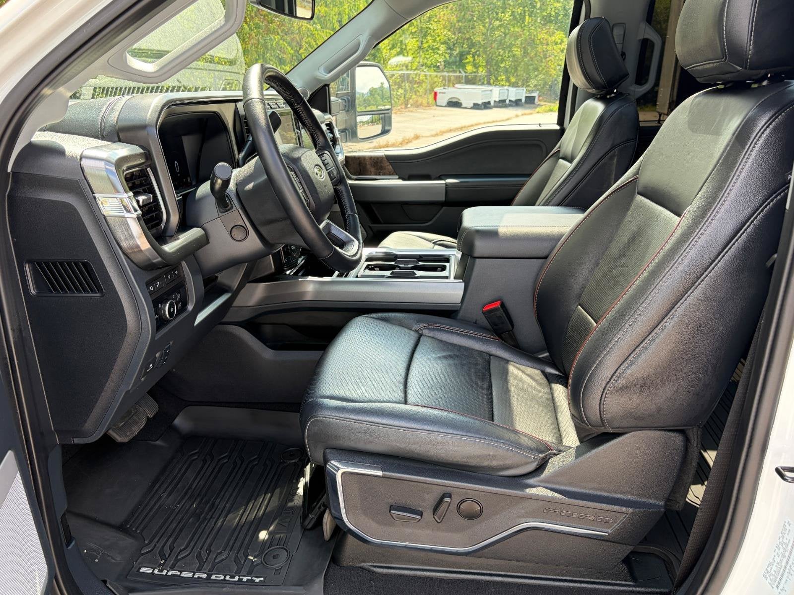 2024 Ford Super Duty F-250 SRW LARIAT