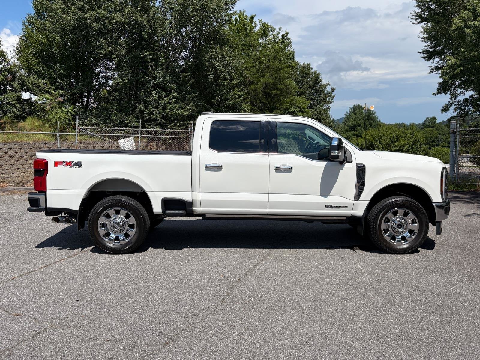 2024 Ford Super Duty F-250 SRW LARIAT