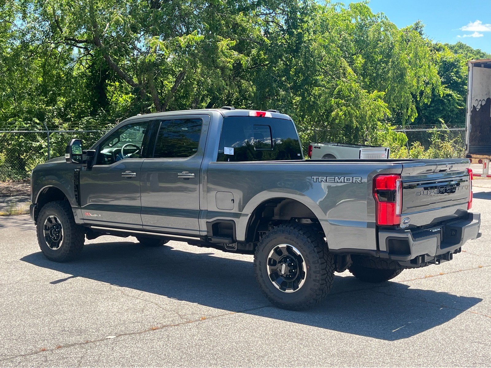 2026 Ford Super Duty F-350 SRW Platinum