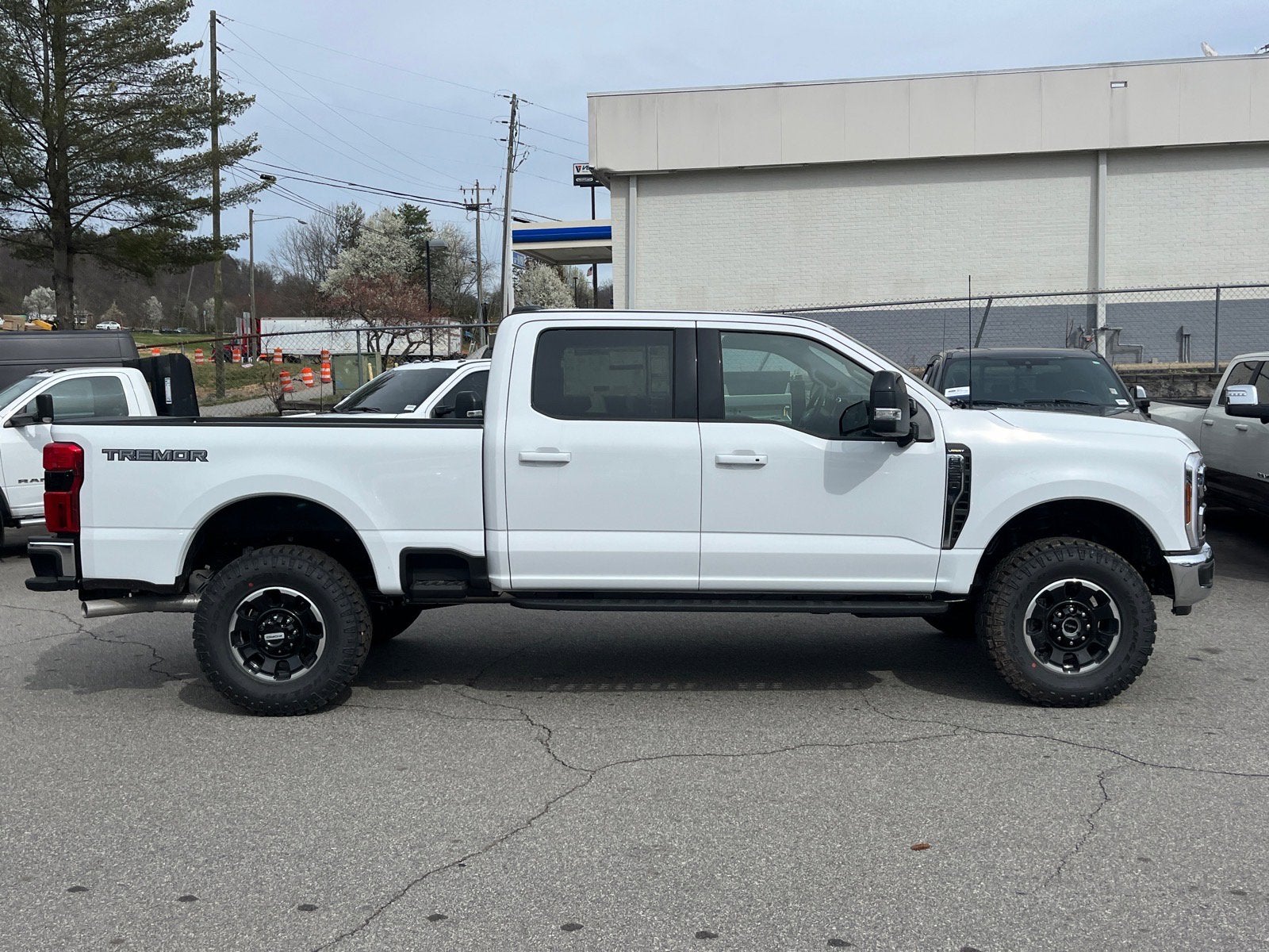 2026 Ford Super Duty F-350 SRW LARIAT