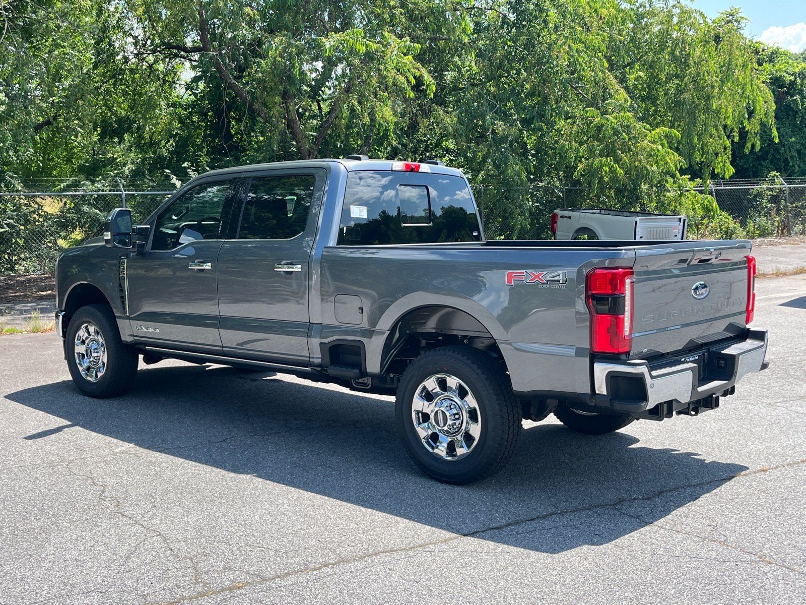 2026 Ford Super Duty F-350 SRW LARIAT