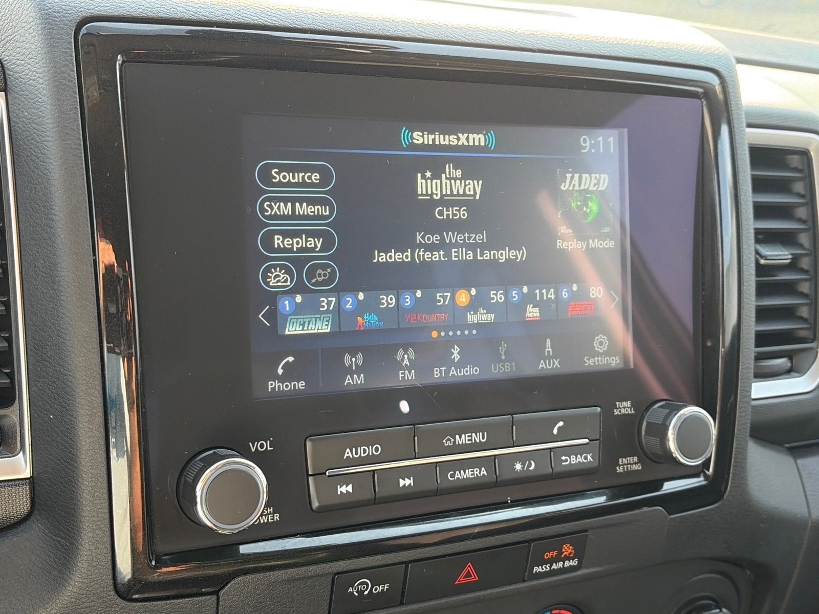 2024 Nissan Frontier SV