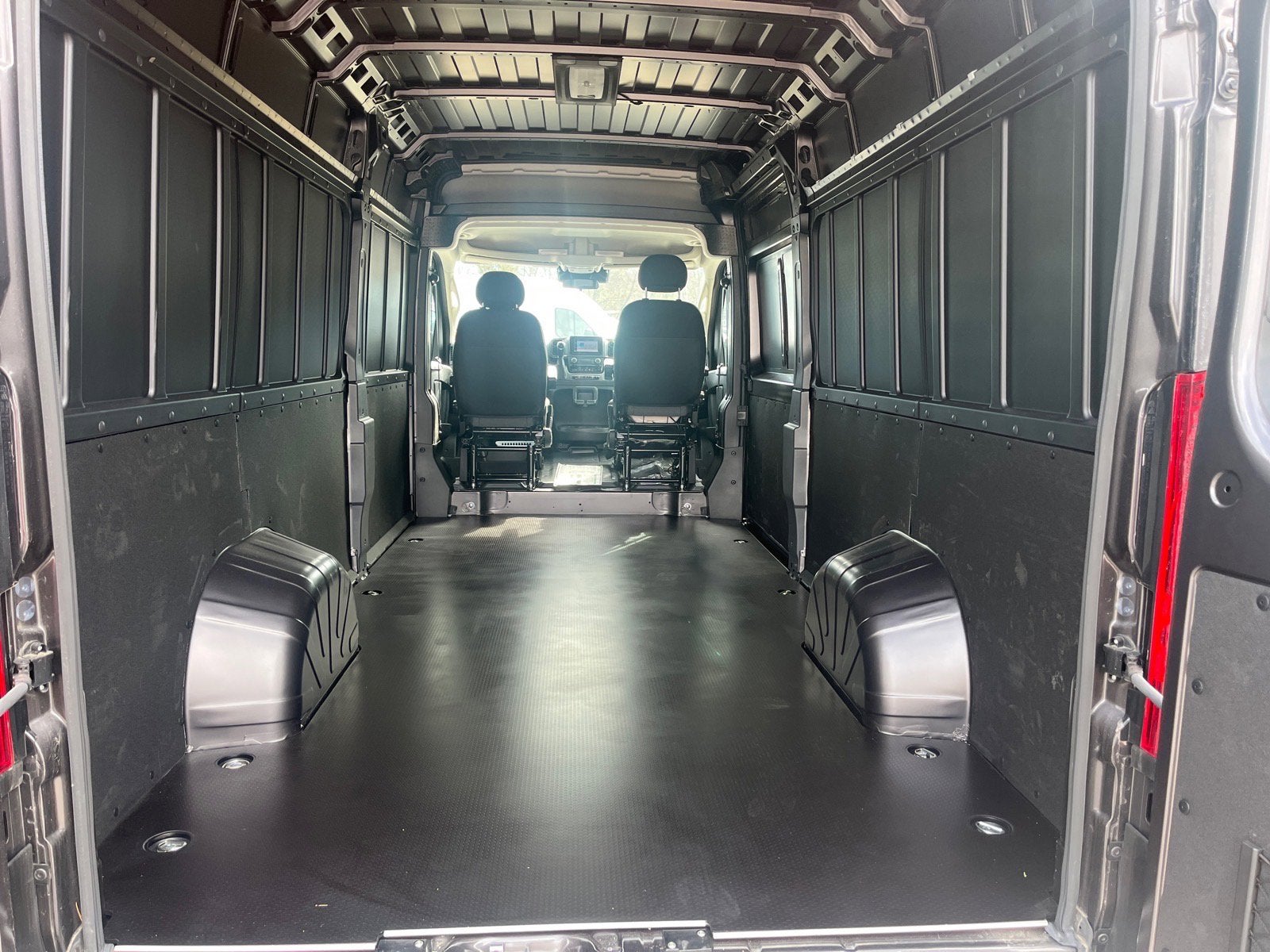 2024 RAM ProMaster Cargo Van Tradesman