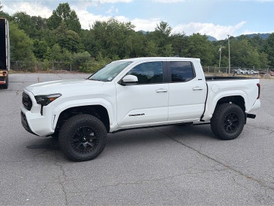 2026 Toyota Tacoma 4WD SR5