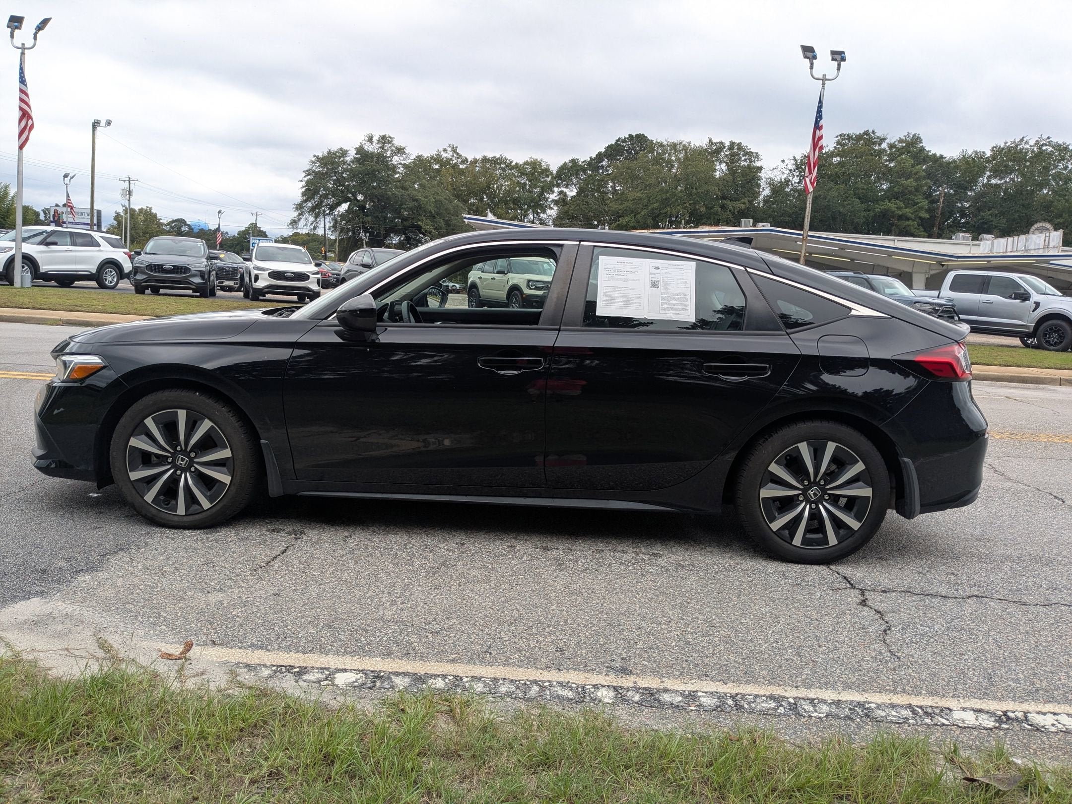 2024 Honda Civic Hatchback EX-L