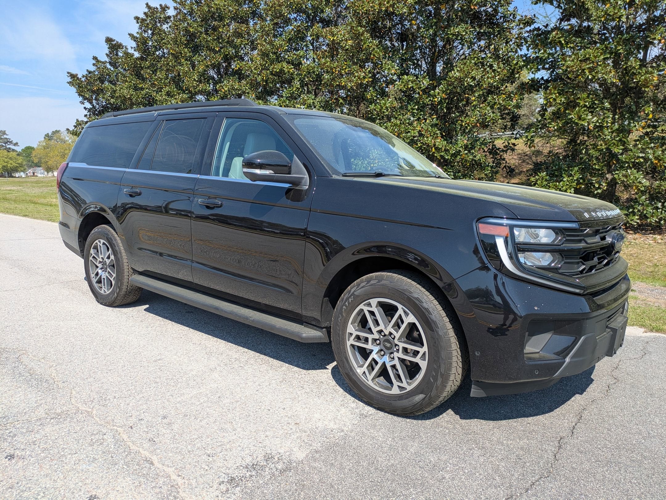 2025 Ford Expedition Max Active