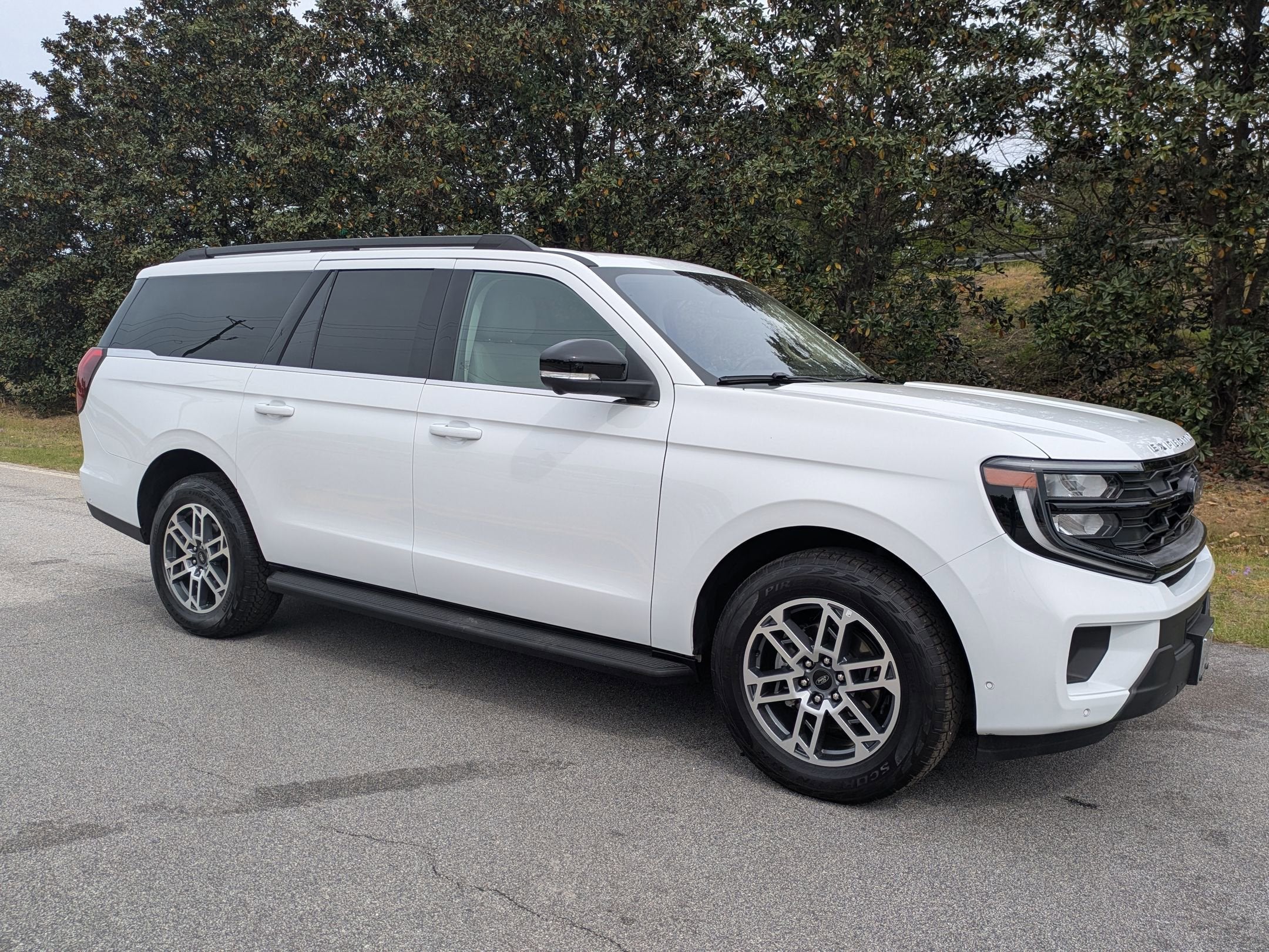 2025 Ford Expedition Max Active