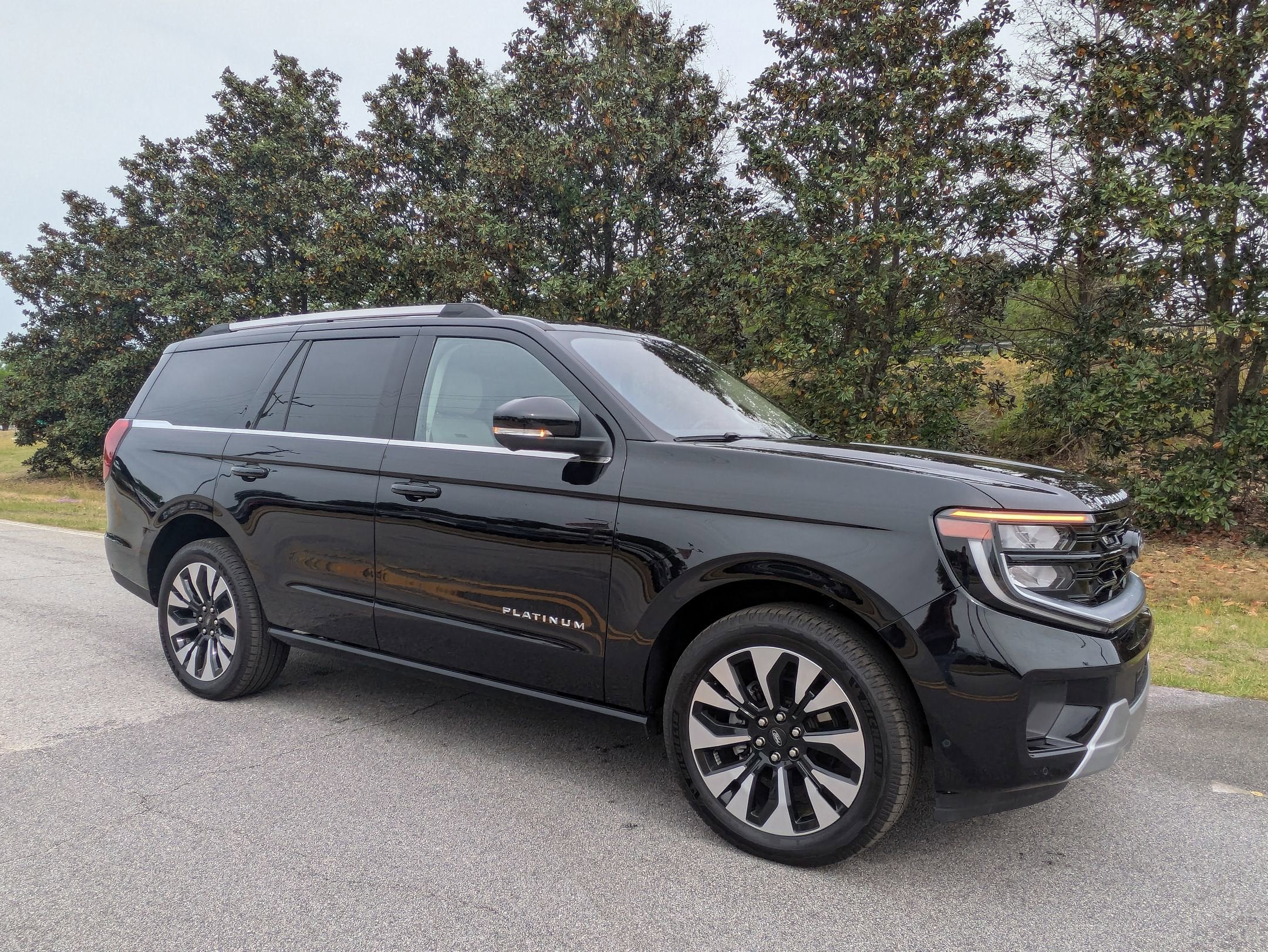 2025 Ford Expedition Platinum