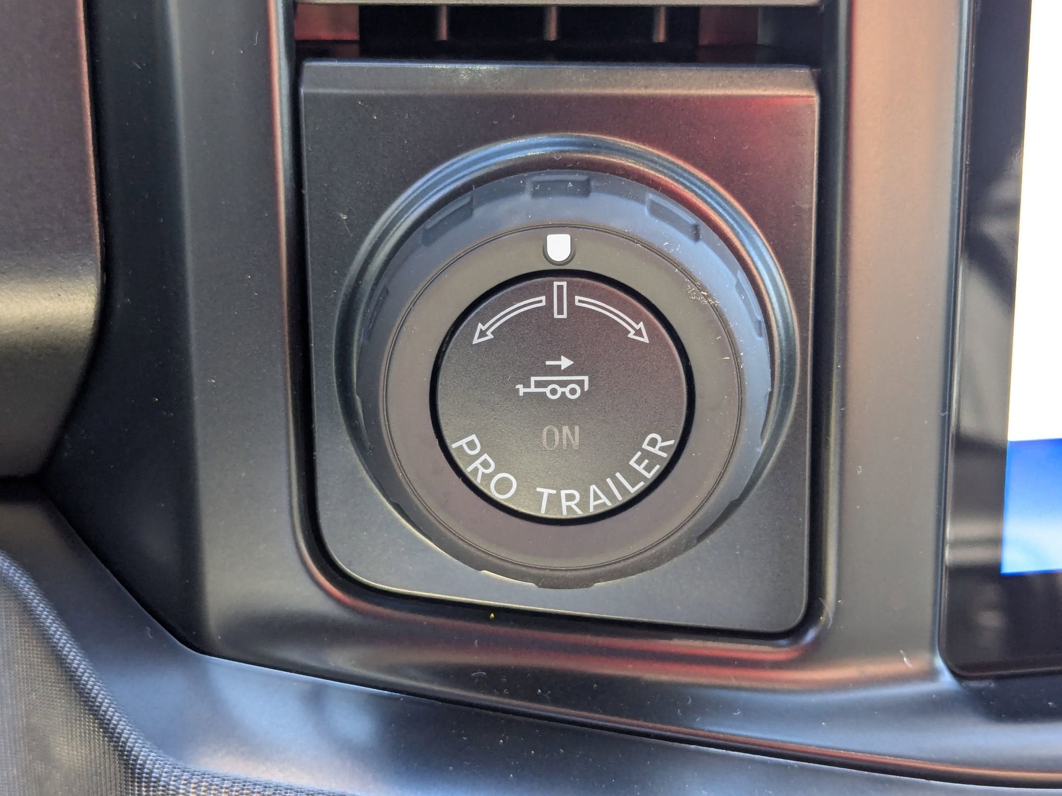 2025 Ford Super Duty F-250 SRW F-250® Platinum®